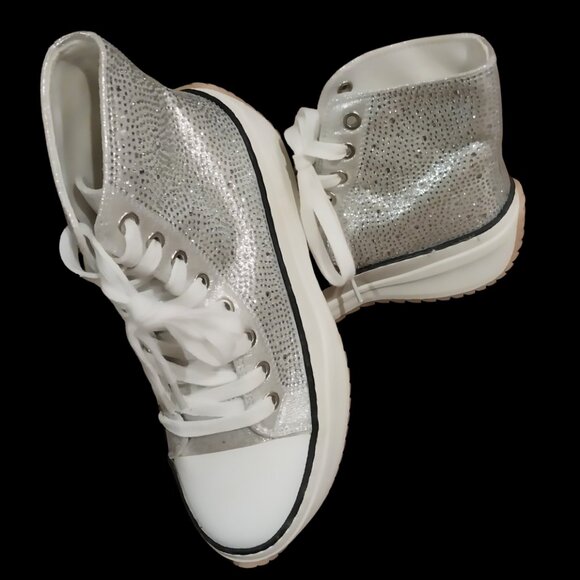 Wild Pair Rhinestone Platform Hi-top Lace -up Sneakers White Size 6M - Picture 3 of 6